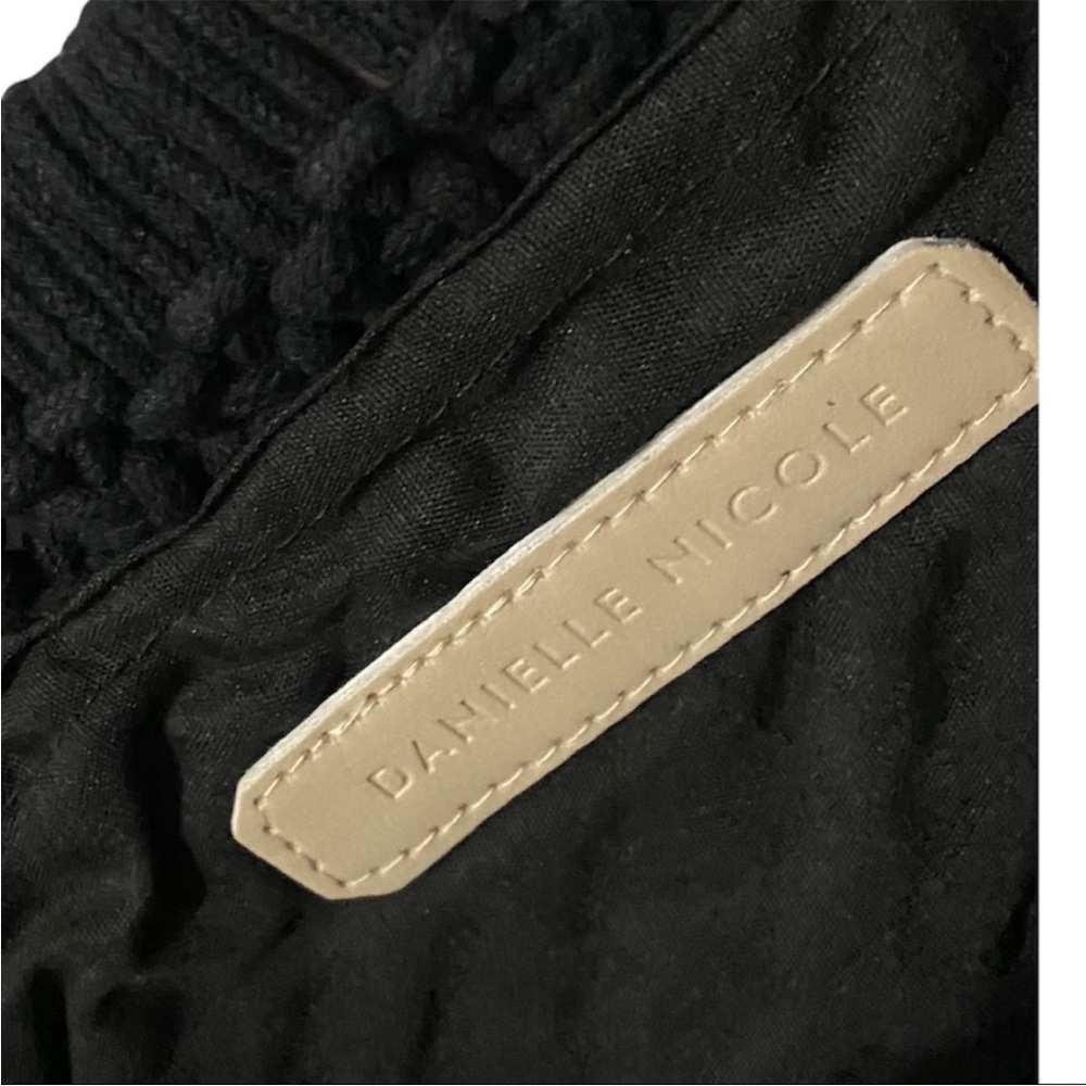 Nwot Danielle Nicole Macrame Handbag - image 8